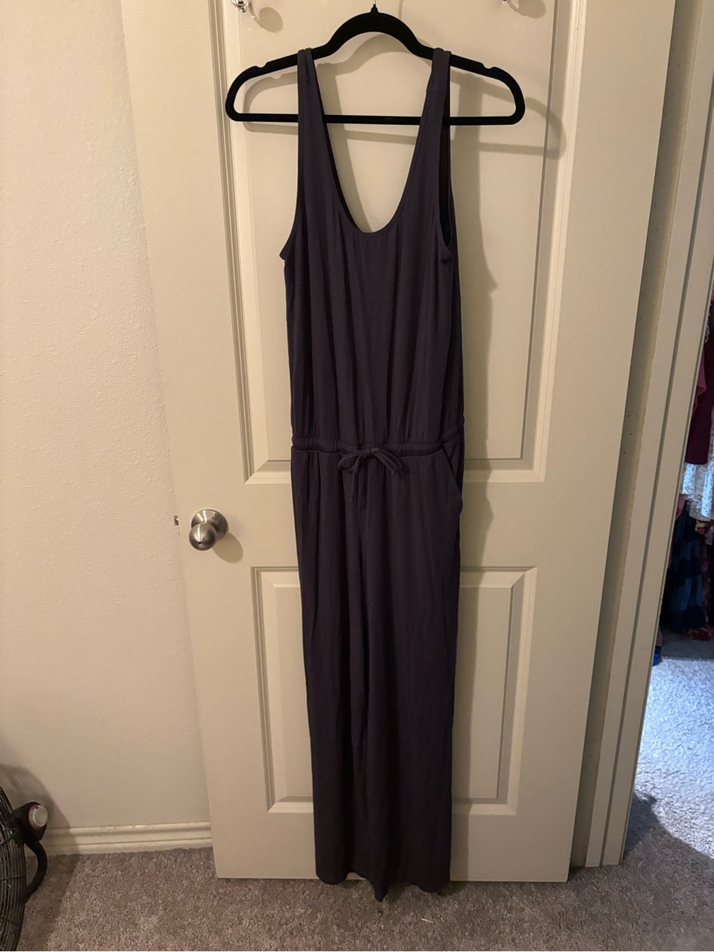 Athleta Sleeveless Black Wide-Leg Jumpsuit Super Soft Comfy Casual Size 6 - Picture 2 of 10